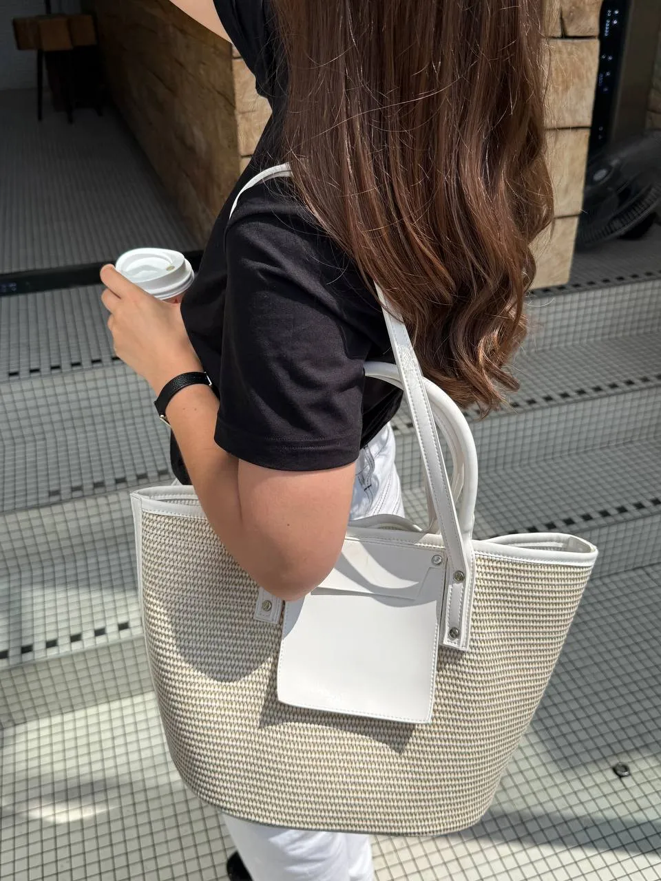 STRAW BAG BLACK